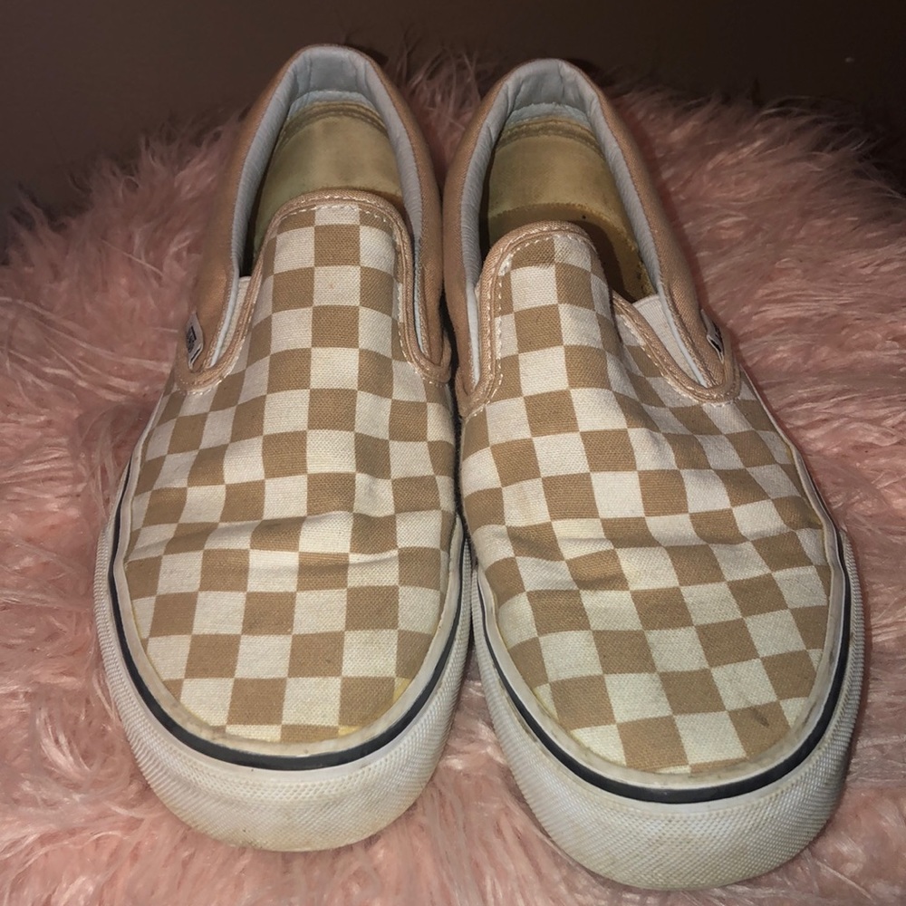 VANS nude checkerboard slip-ons
